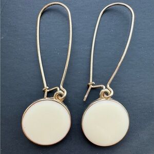NEW Threader Dangle Earrings Gold Statement Earrings NWOT Circle Enamel Cream